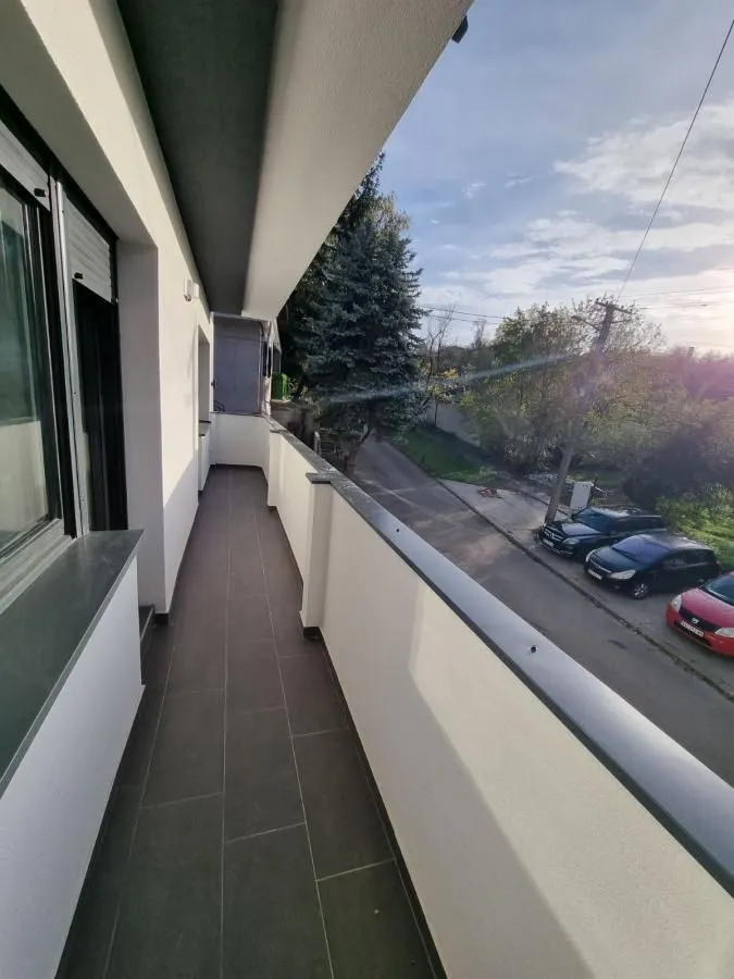 Prodaja, trosoban stan, 129m², Sremska Kamenica, Petrovaradin