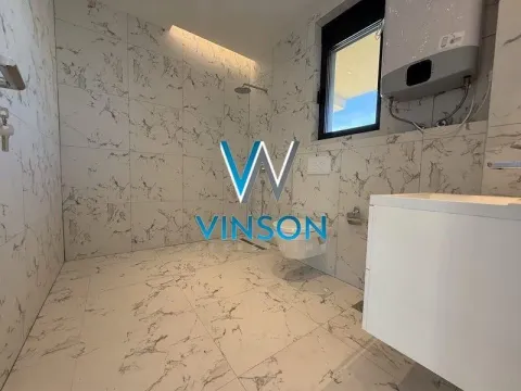 Prodaja, četvorosoban stan, 310m², Centar, Zlatibor - image 17