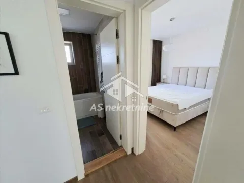 Izdavanje, četvorosoban stan, 80m², Tašmajdan, Palilula Sve Podlokacije - image 15