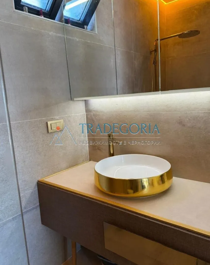 Prodaja, dvosoban stan, 70m², Tivat, Crna Gora
