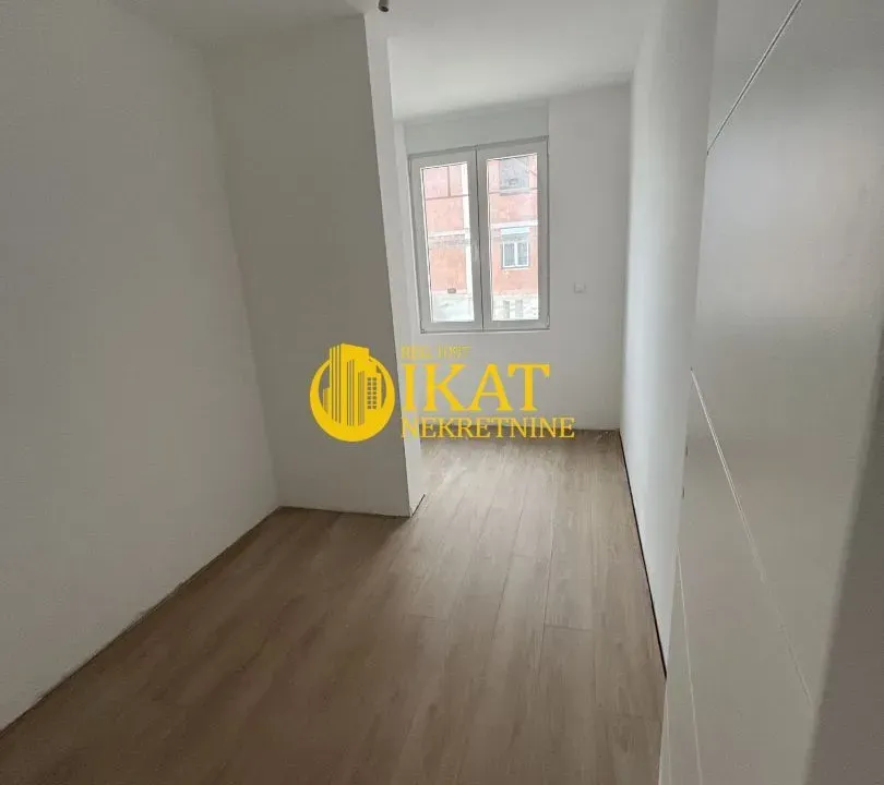 Sale, four bedroom apartment, 80m², Nova Pazova, Stara Pazova