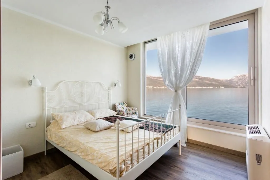 Prodaja, kuća, 240m², Krašići, Tivat