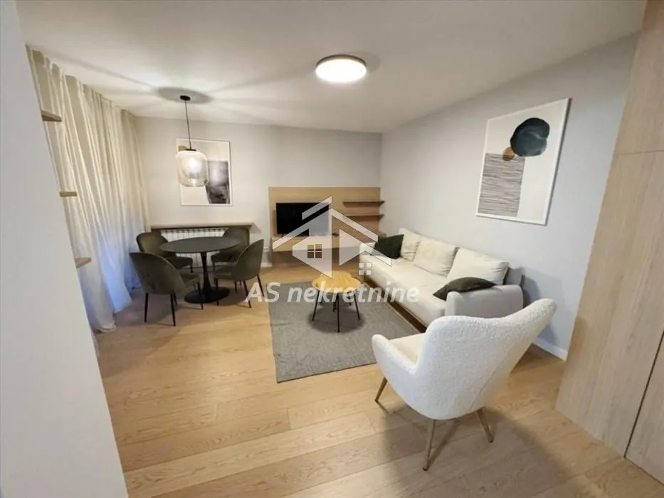 Izdavanje, dvosoban stan, 51m², Tašmajdan, Palilula Sve Podlokacije