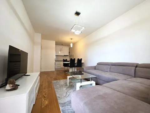 Rent, apartment, 49m², Central Point, Podgorica - image 4
