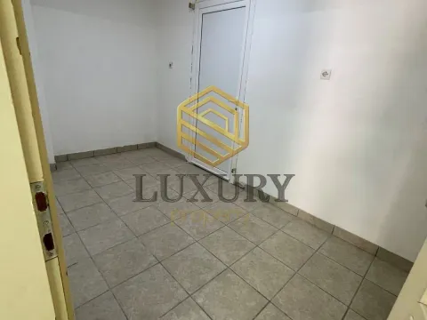 Sale, office space, 32m², Malo Brdo, Podgorica - image 4