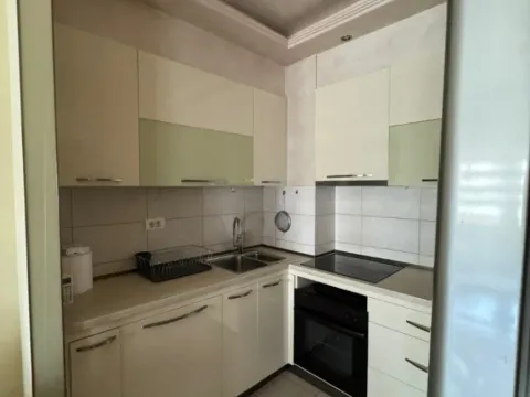 Rent, one bedroom apartment, 50m², City Kvart, Podgorica - image 4