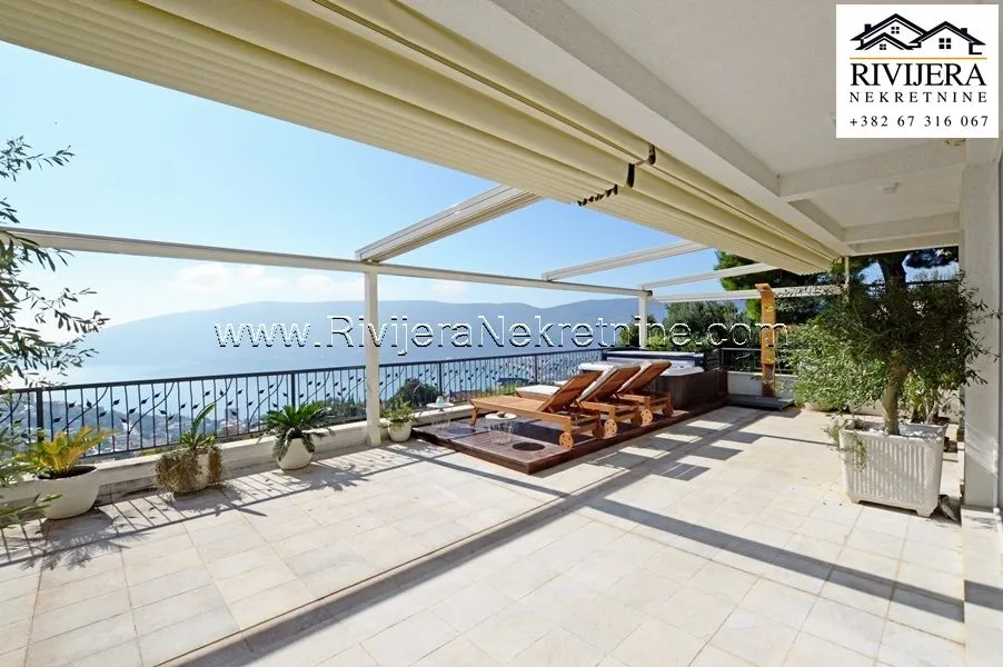 Prodaja, trosoban stan, 220m², Topla, Herceg Novi
