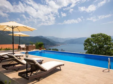 Prodaja, kuća, 235m², Tivat, Crna Gora - image 6