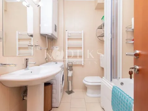 Izdavanje, jednosoban stan, 65m², Centar, Podgorica - image 6