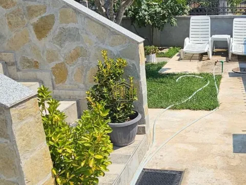 Rent, house, 200m², Cijevna, Podgorica - image 6