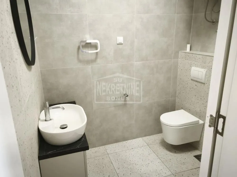 Rent, office space, 105m², Centar, Subotica