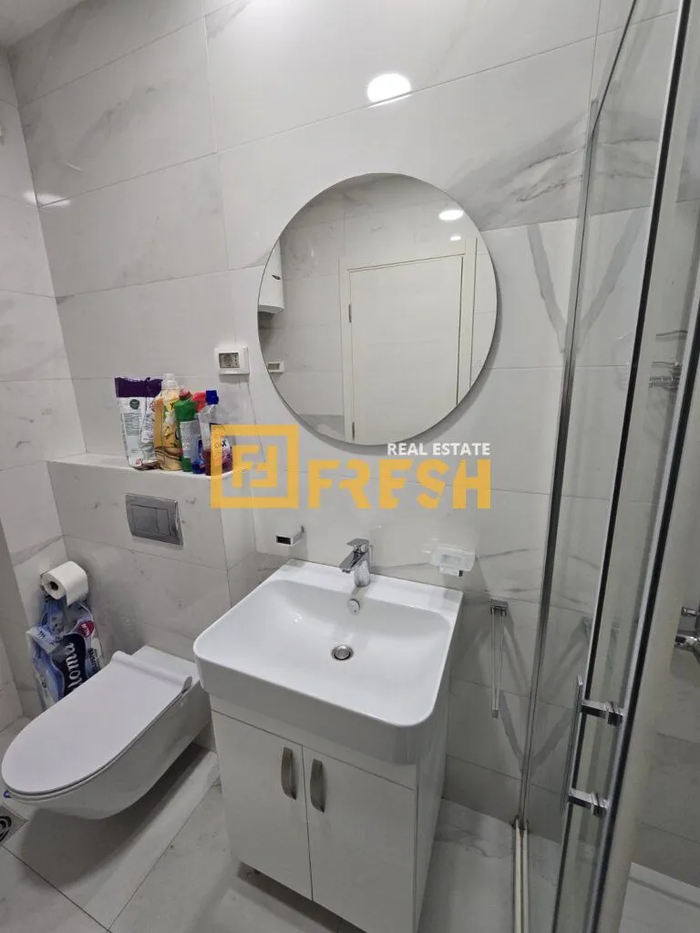 Izdavanje, jednosoban stan, 49m², City Kvart, Podgorica