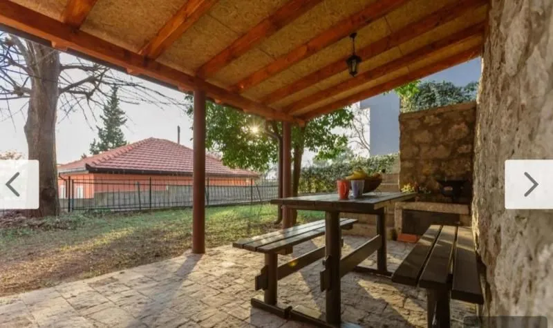 Prodaja, kuća, 64m², Orahovac, Kotor