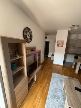 Rent, one bedroom apartment, 48m², City Kej, Podgorica - image 5