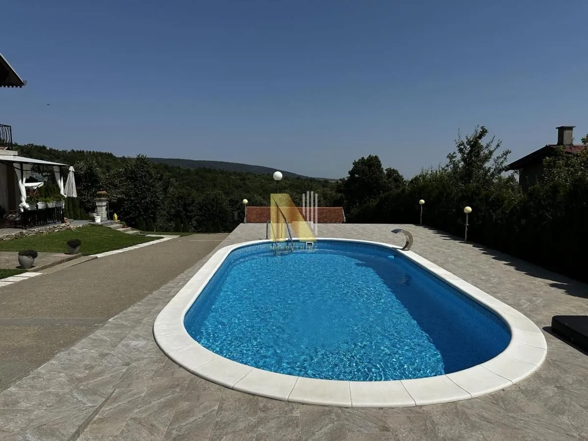 Sale, house, 249m², Krstašice, Irig