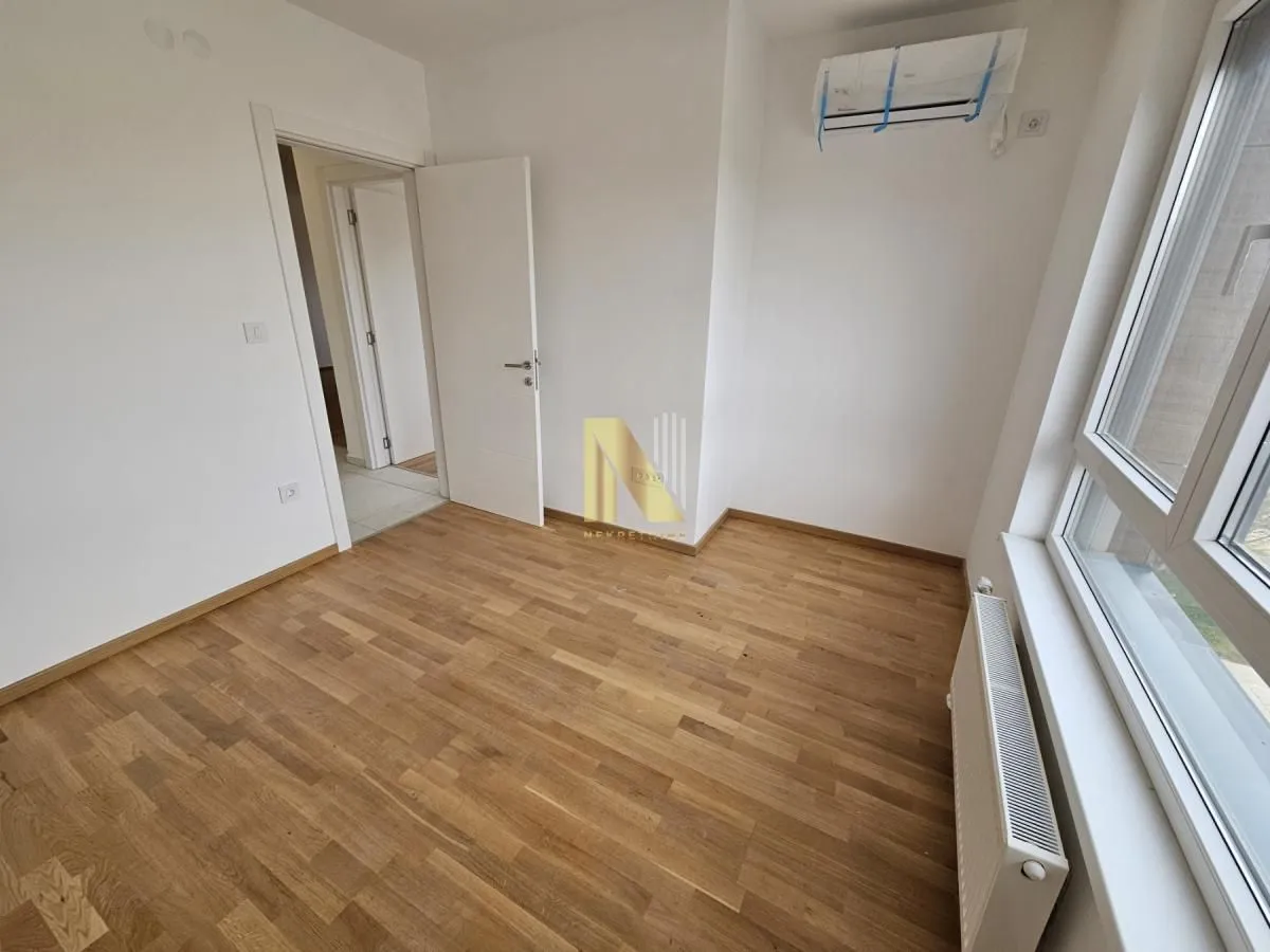 Prodaja, četvorosoban stan, 87m², Bulevar patrijarha Pavla, Novi Sad Sve Podlokacije