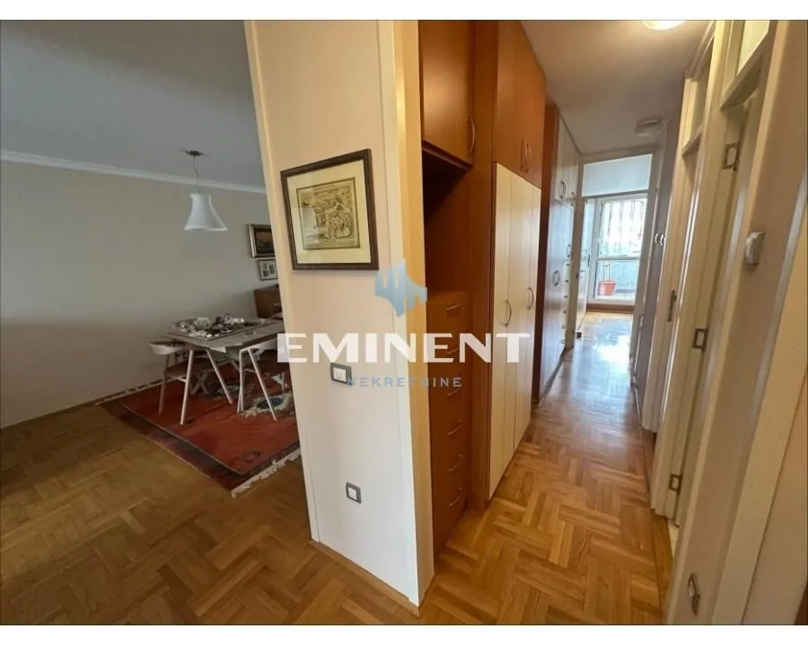 Izdavanje, trosoban stan, 90m², Arena, Novi Beograd Sve Podlokacije