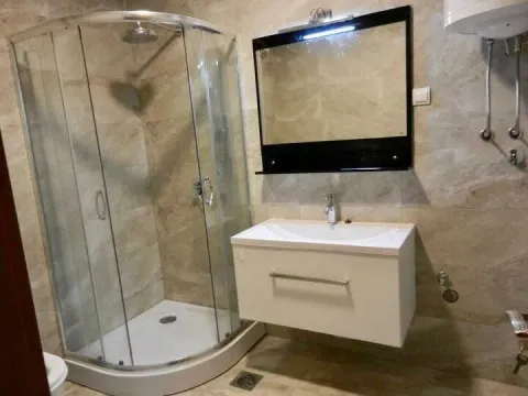 Rent, one bedroom apartment, 43m², Bečići, Budva - image 6