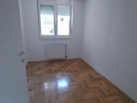 Izdavanje, dvosoban stan, 45m², Grbavica, Novi Sad Sve Podlokacije - image 7
