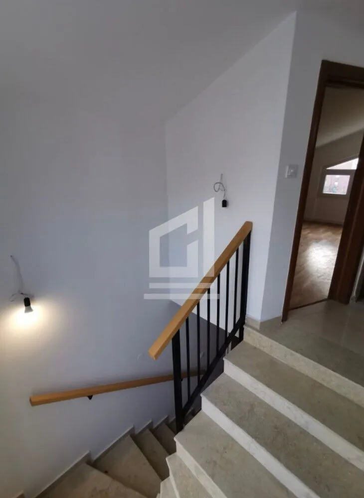 Prodaja, jednosoban stan, 42m², Ljubović, Podgorica