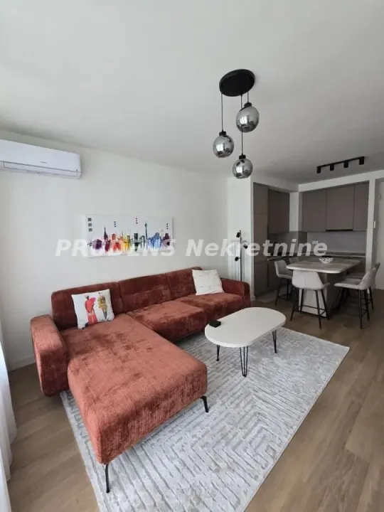 Rent, three bedroom apartment, 72m², Savski Venac, Beograd