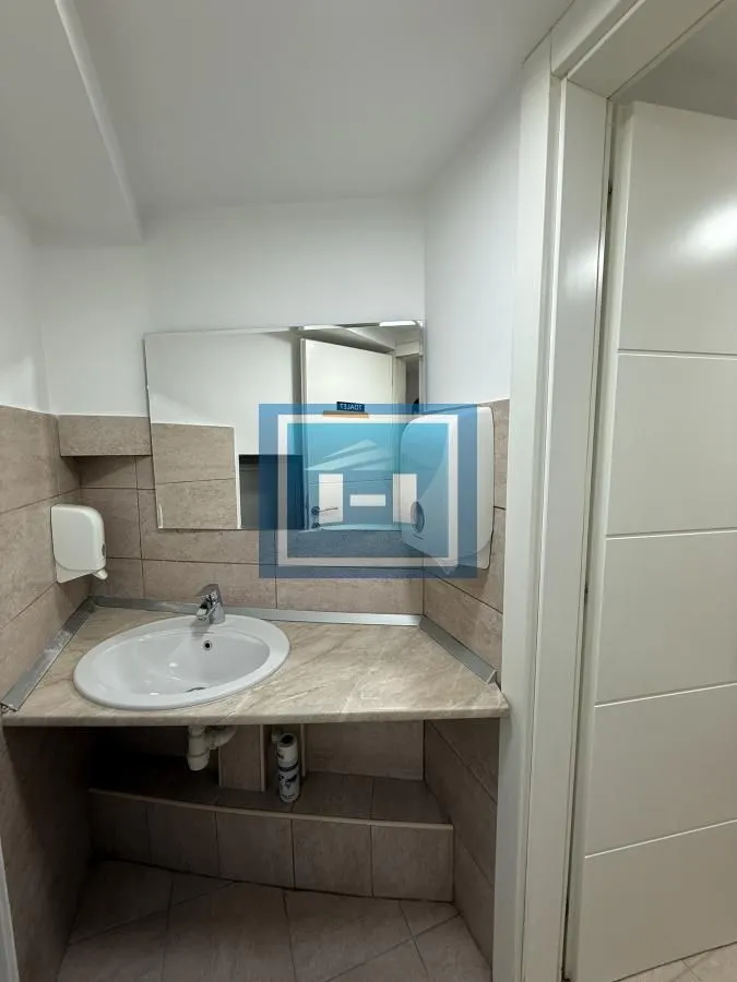 Rent, office space, 120m², Aqua park, Jagodina