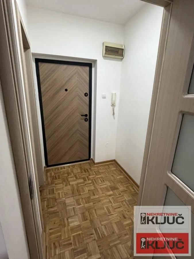 Prodaja, jednosoban stan, 30m², Novo naselje, Novi Sad