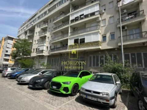 Prodaja, dvosoban stan, 63m², Stari Aerodrom, Podgorica