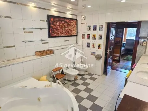 Rent, apartment, 200m², Novi Beograd Blok 1 Fontana, Novi Beograd Sve Podlokacije - image 26