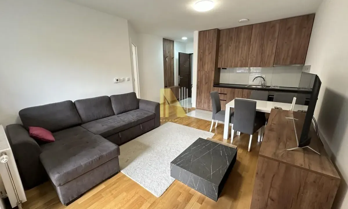Izdavanje, dvosoban stan, 44m², Novo naselje, Novi Sad