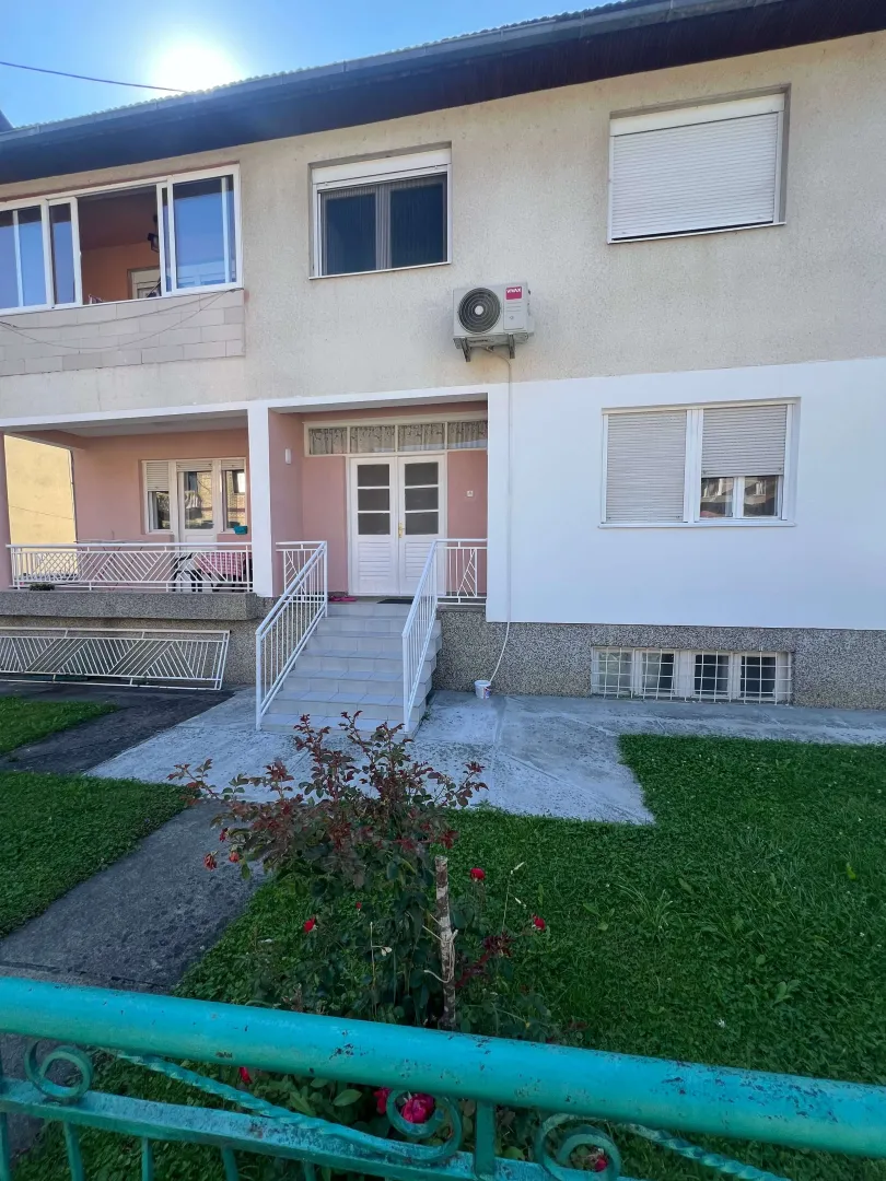 Prodaja, trosoban stan, 105m², Centar, Bijelo Polje