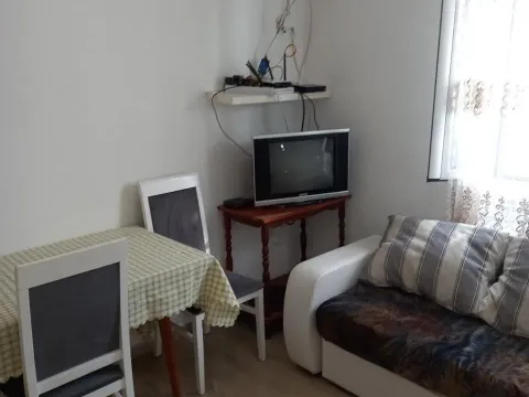 Rent, house, 60m², Škaljari, Kotor - image 3