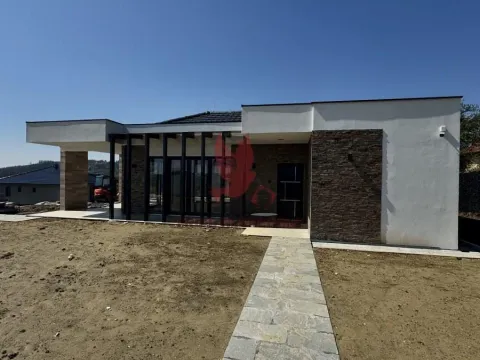 Prodaja, kuća, 184m², Mladenovac, Beograd - image 16