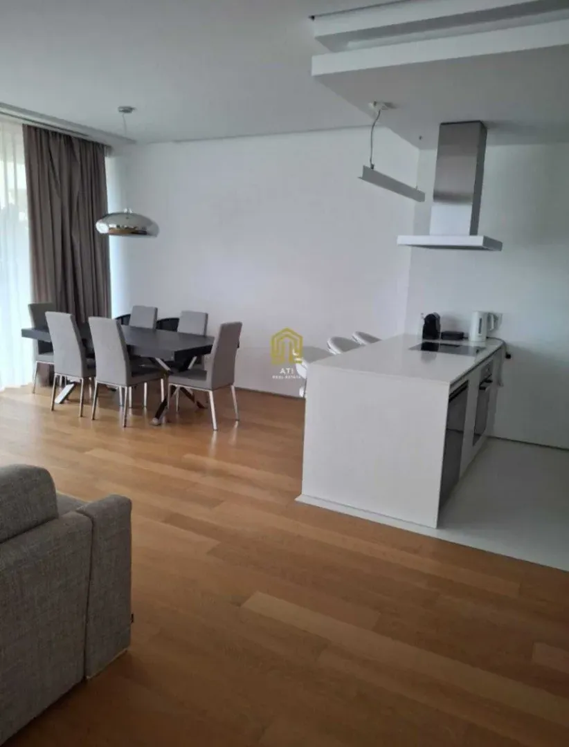 Prodaja, dvosoban stan, 160m², Zavala, Budva