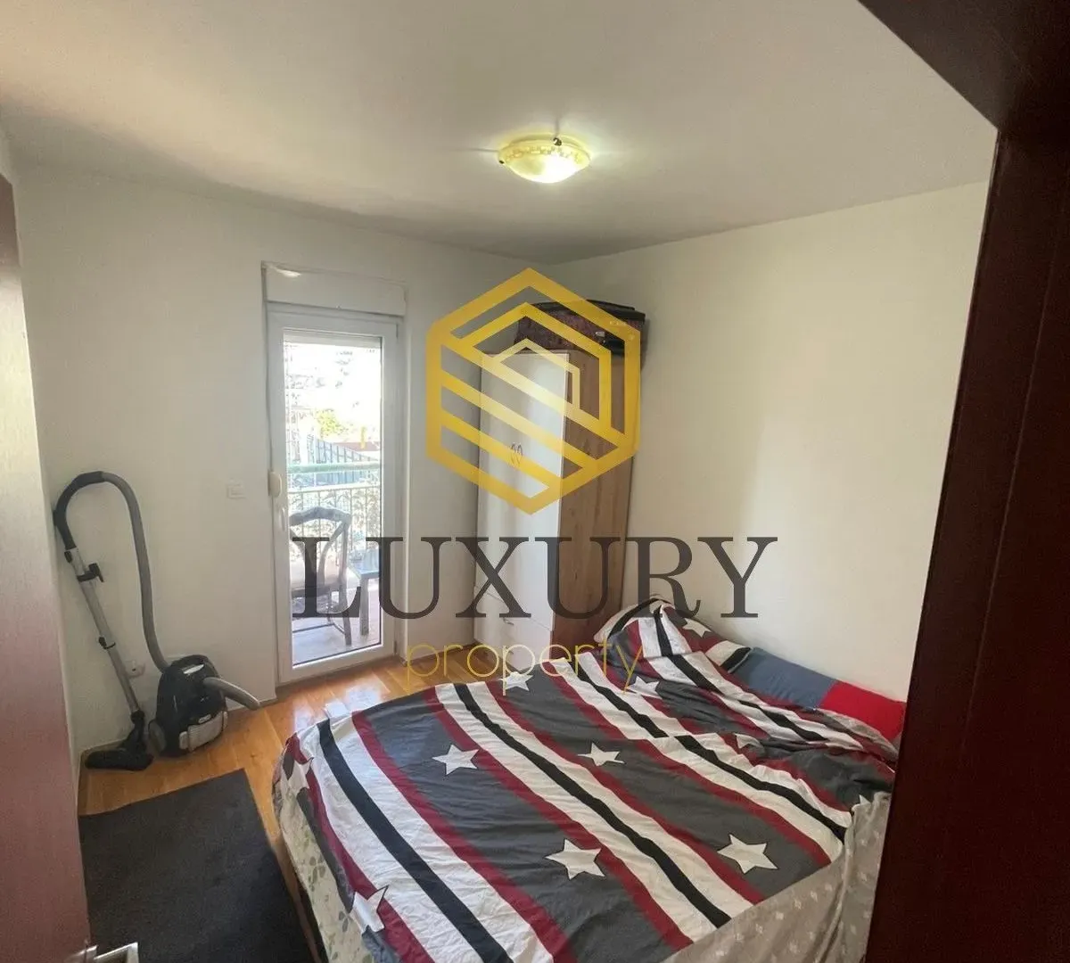 Izdavanje, jednosoban stan, 36m², 1 maj, Podgorica