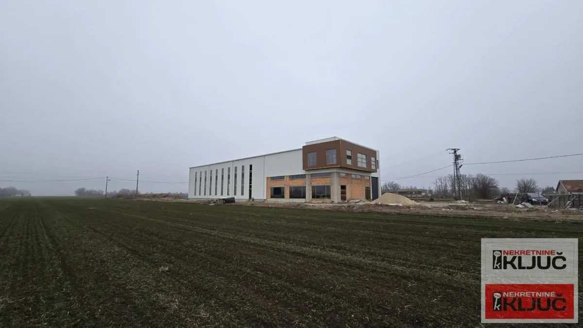 Rent, office space, 1220m², Čenej, Novi Sad Sve Podlokacije