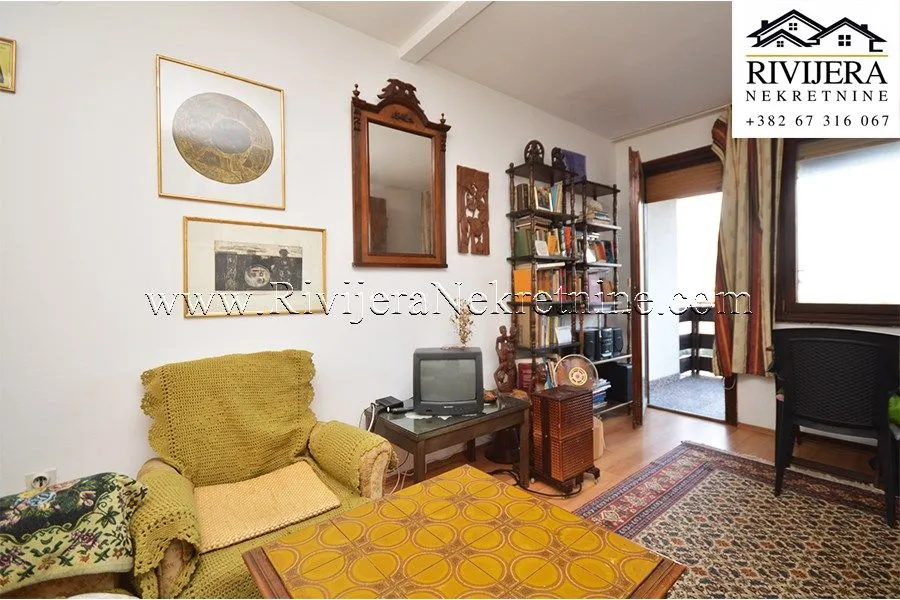 Prodaja, dvosoban stan, 56m², Sveti Stasije, Kotor