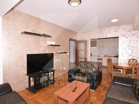 Rent, two bedroom apartment, 82m², City Kvart, Podgorica - image 2