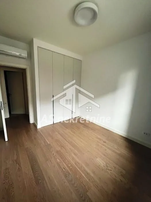 Rent, three bedroom apartment, 79m², Savski Venac, Beograd
