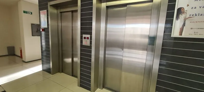 Rent, office space, 377m², Novi Beograd Blok 63, Novi Beograd Sve Podlokacije