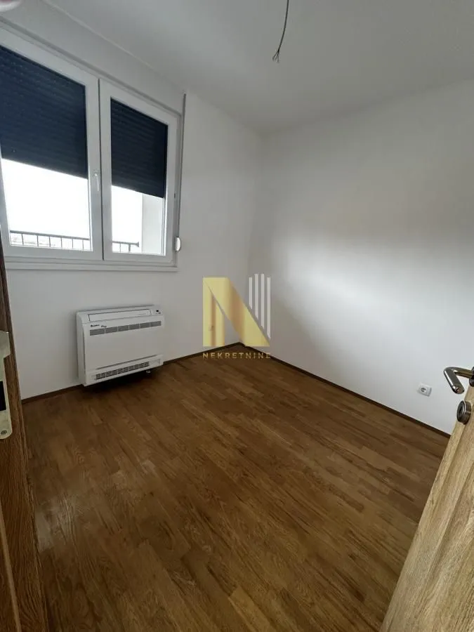 Prodaja, četvorosoban stan, 80m², Mišeluk, Petrovaradin