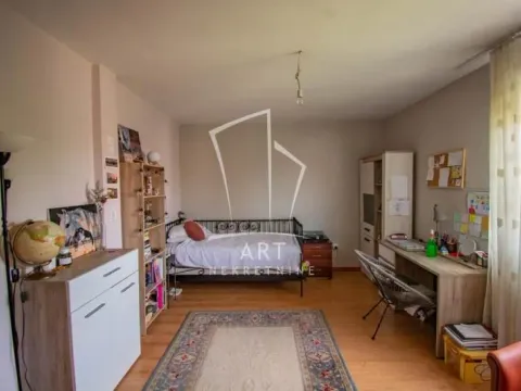 Prodaja, kuća, 238m², Petlovo Brdo, Beograd - image 7