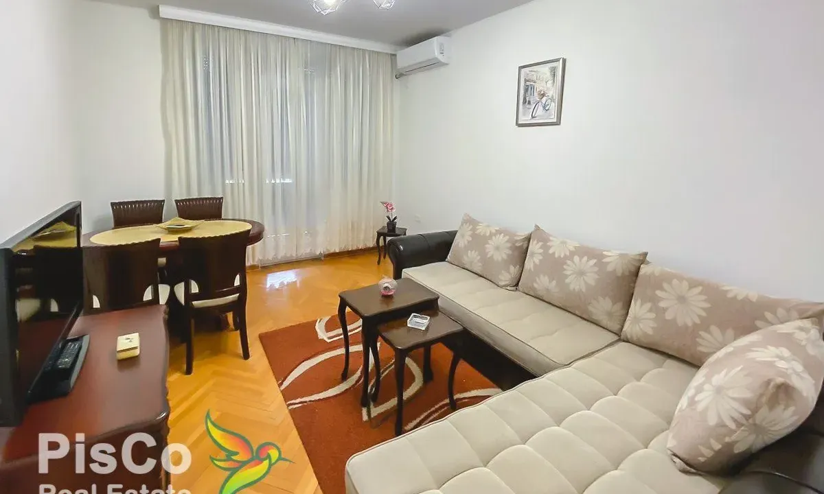 Izdavanje, jednosoban stan, 50m², Centar, Podgorica