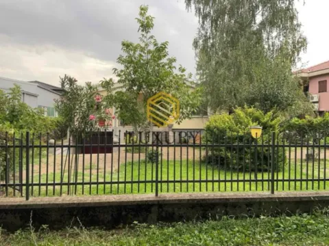 Izdavanje, kuća, 150m², Tološi, Podgorica - image 3