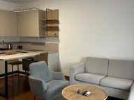 Izdavanje, četvorosoban stan, 110m², Master Kvart, Podgorica - image 1