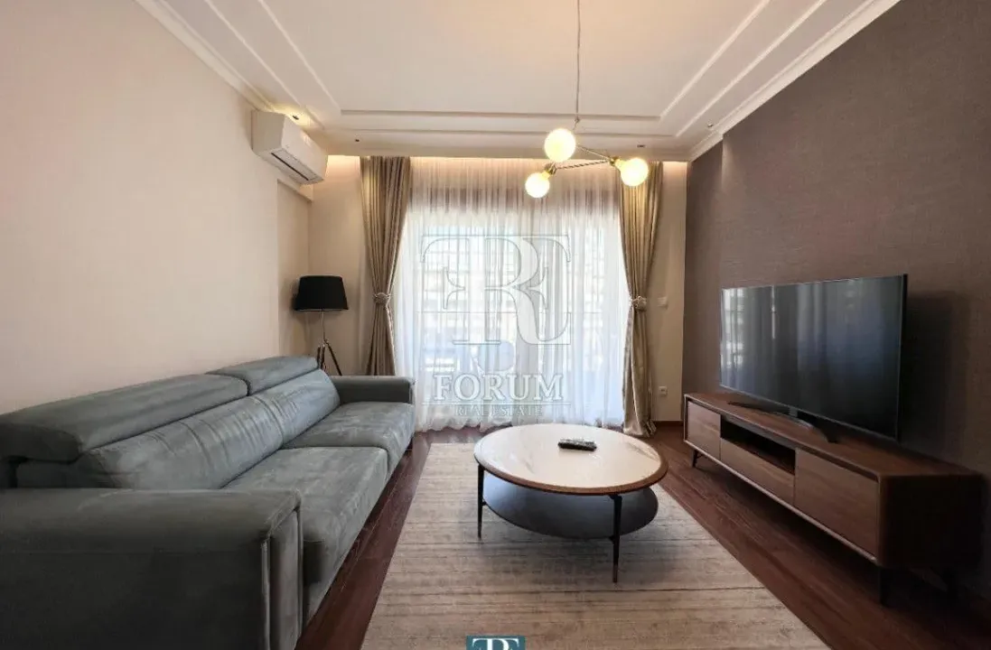 Izdavanje, jednosoban stan, 50m², Master Kvart, Podgorica