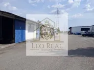 Izdavanje, poslovni prostor, 400m², Zemun Ugrinovci, Zemun Sve Podlokacije - image 1