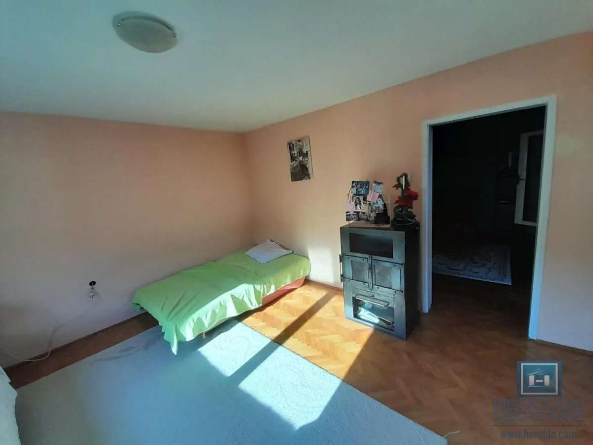 Sale, house, 265m², Ćuprija, Srbija