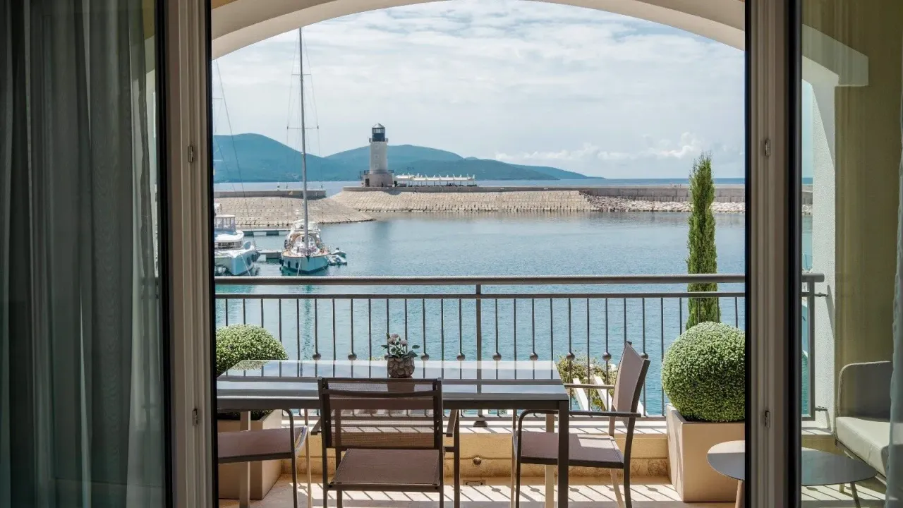 Prodaja, stan, 46m², Luštica Bay, Tivat