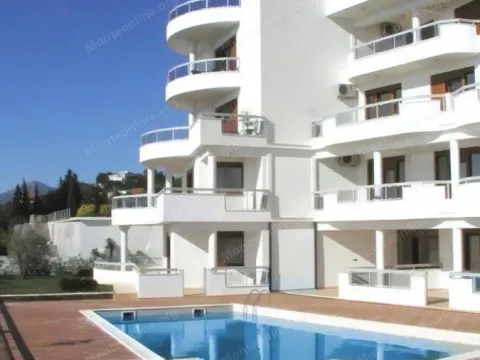 Sale, three bedroom apartment, 241m², Dobre Vode, Bar - image 18